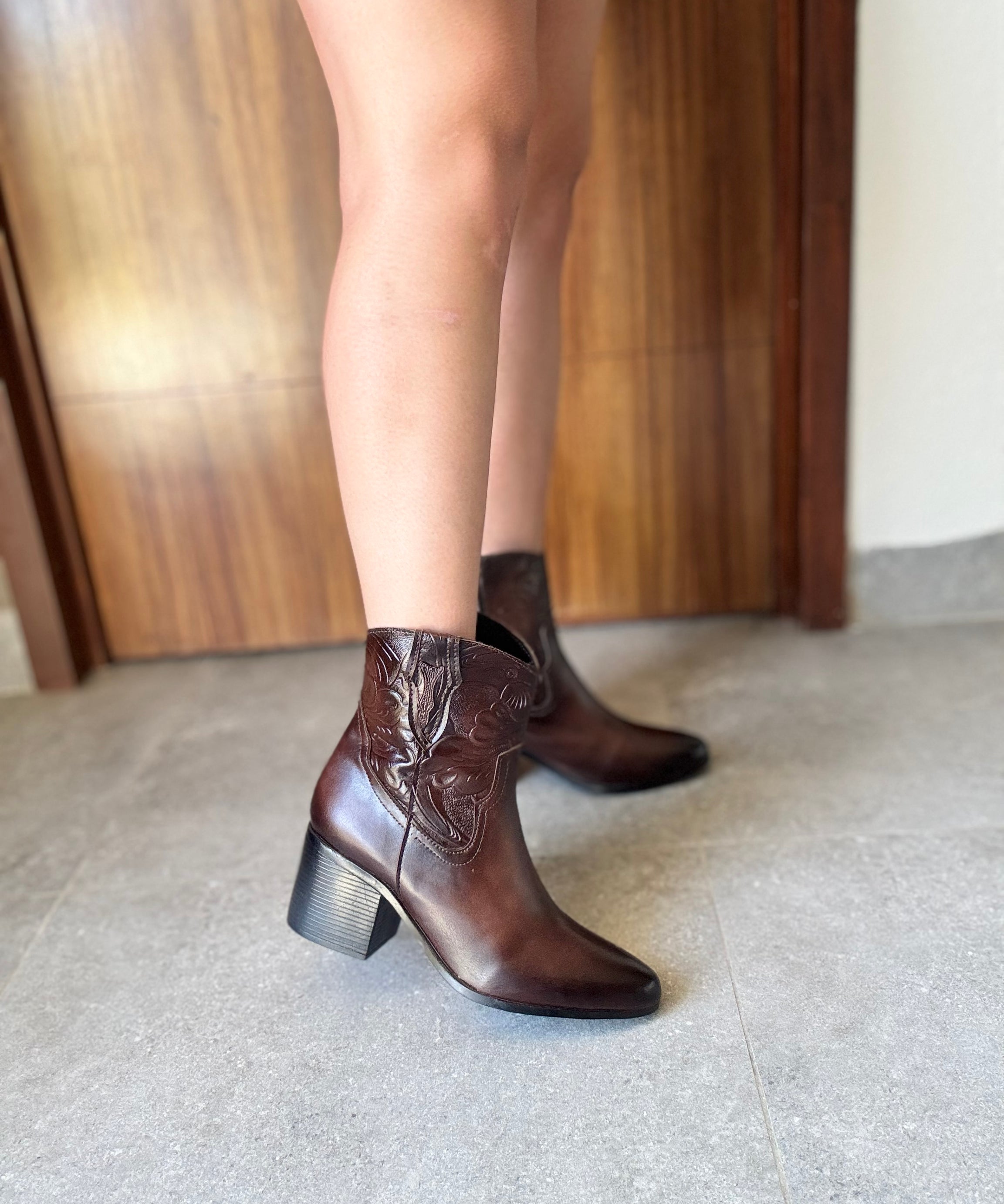 802L BOTÍN FLOR Color Coñac