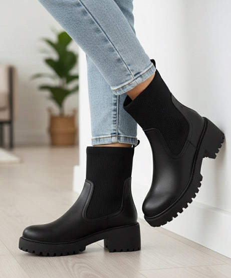 304 Botín Negro Calcetín tacón 8 cm