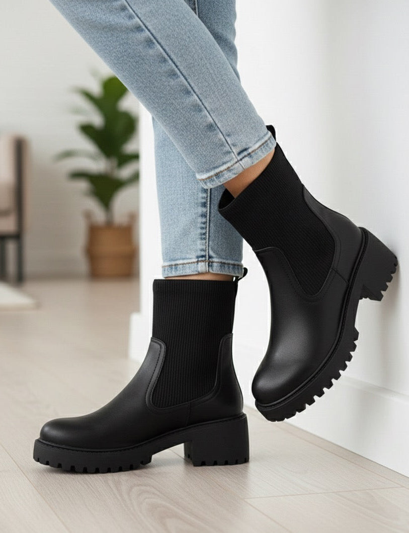 304 Botín Negro Calcetín tacón 8 cm