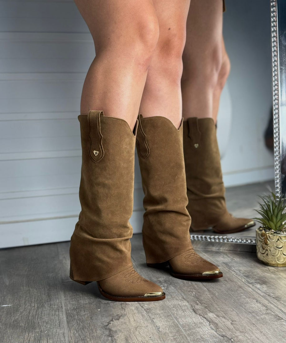 A1645 CAPA Camel 9 cm