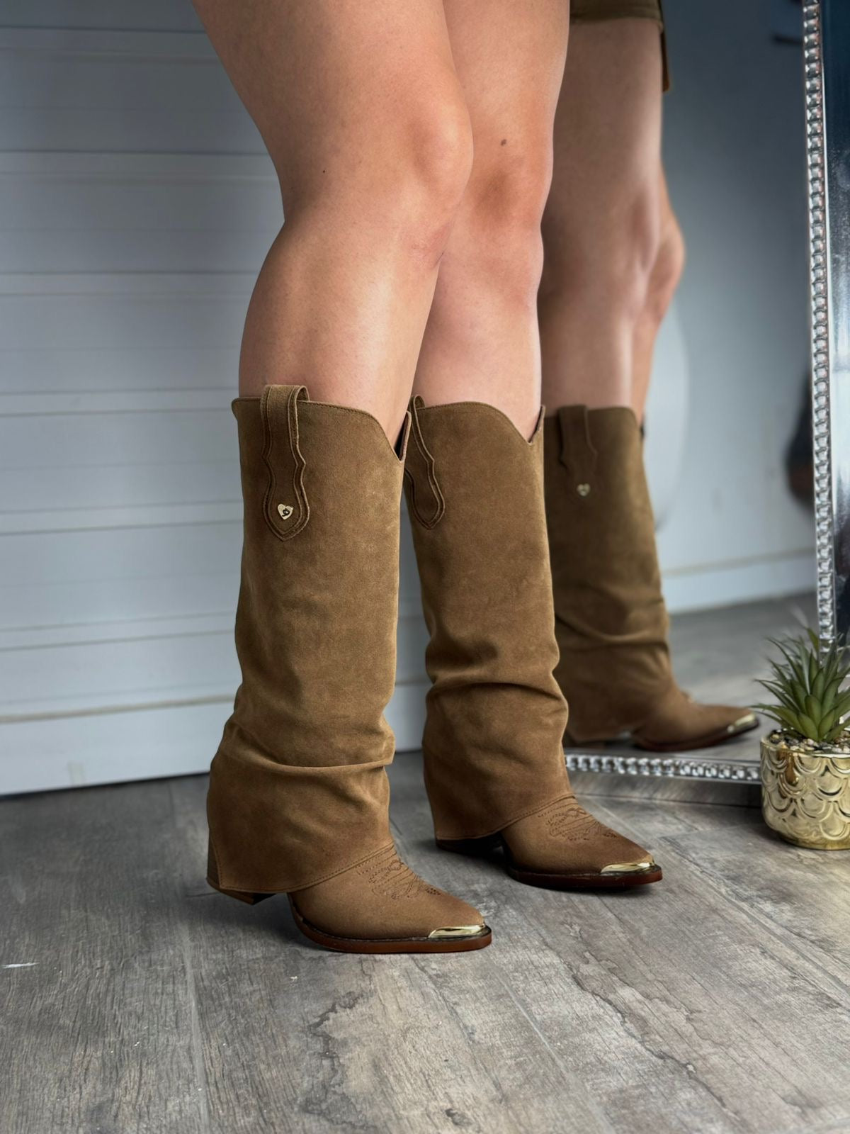 A1645 CAPA Camel 9 cm