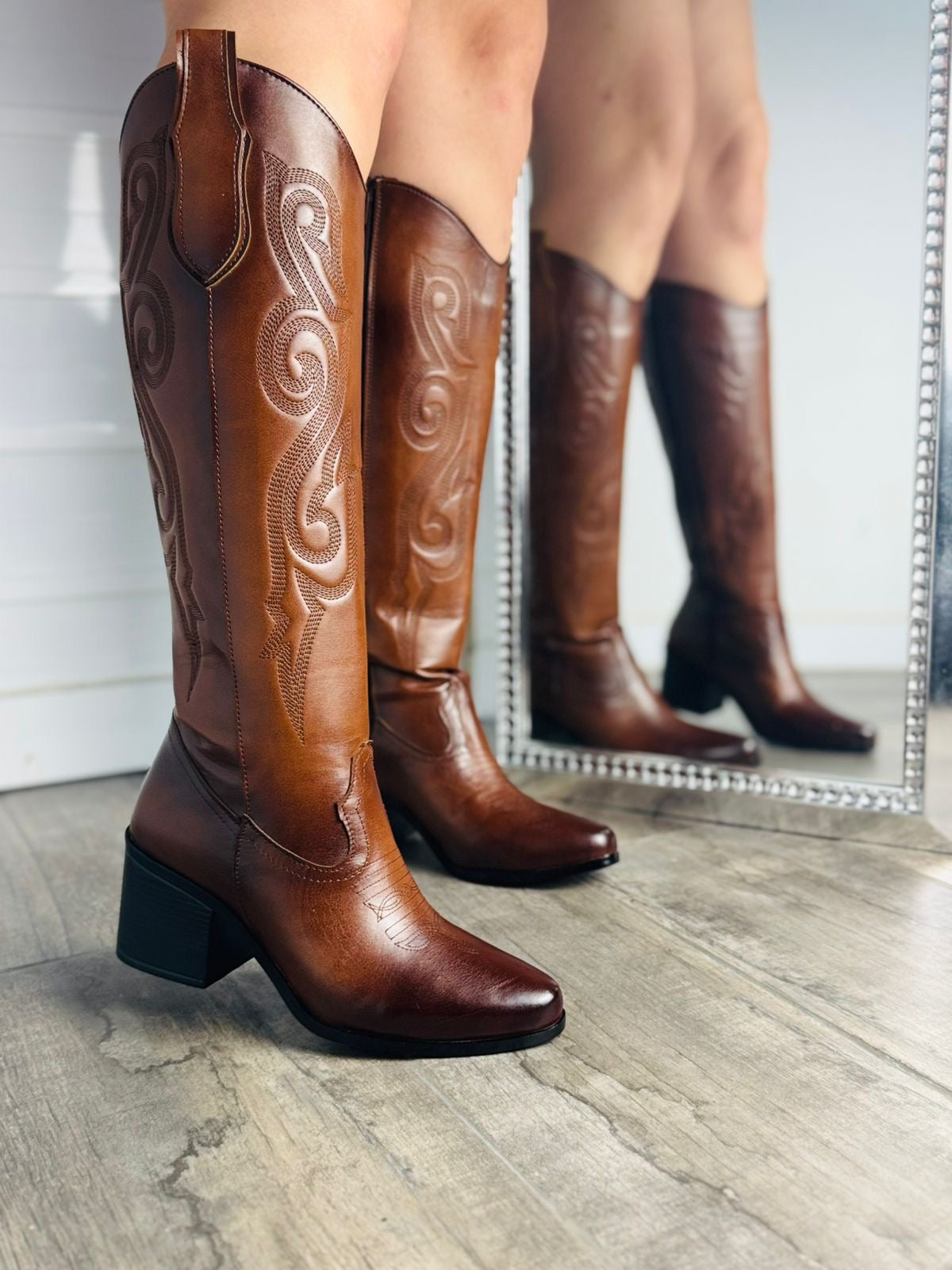 1219A Bota Larga Tacón 7 cm