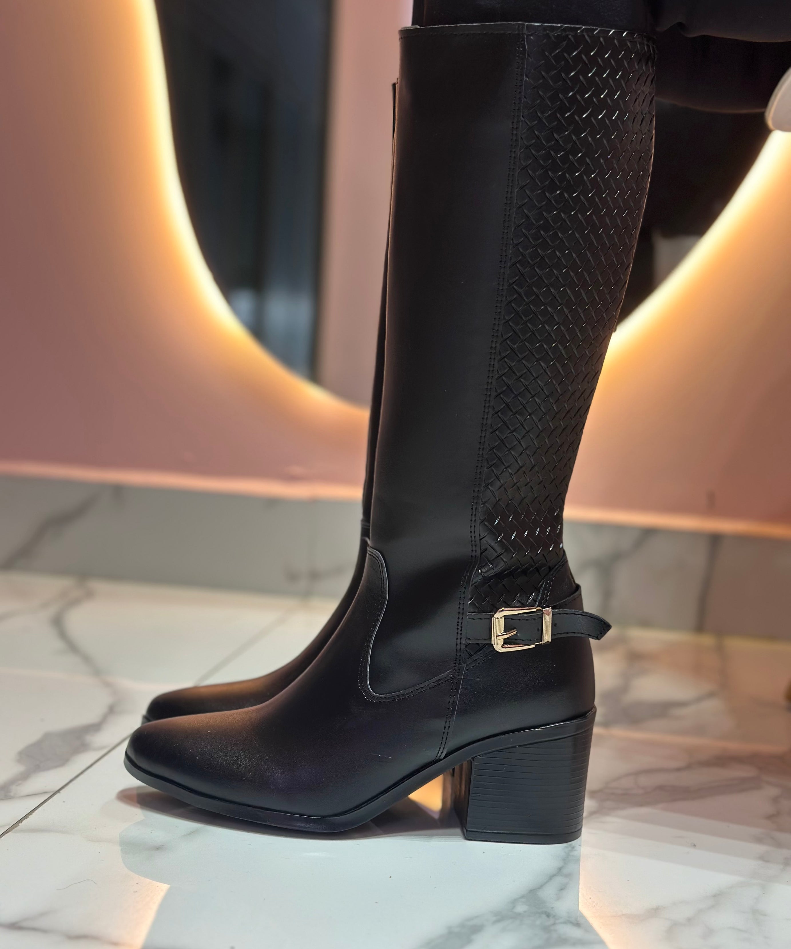 871L Bota Grabada