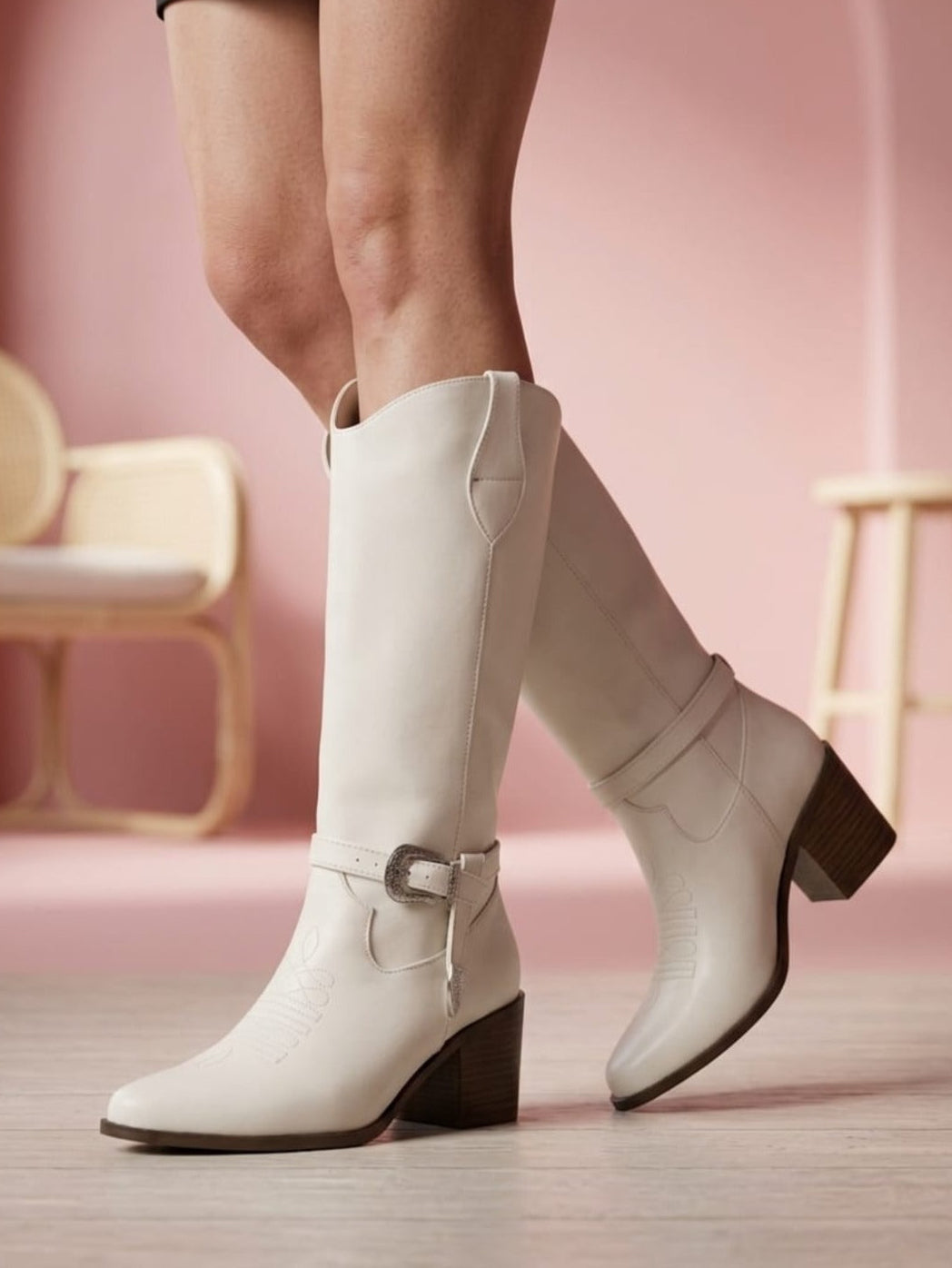 9865L Bota Vaquera con Hebilla tacón 7 cm