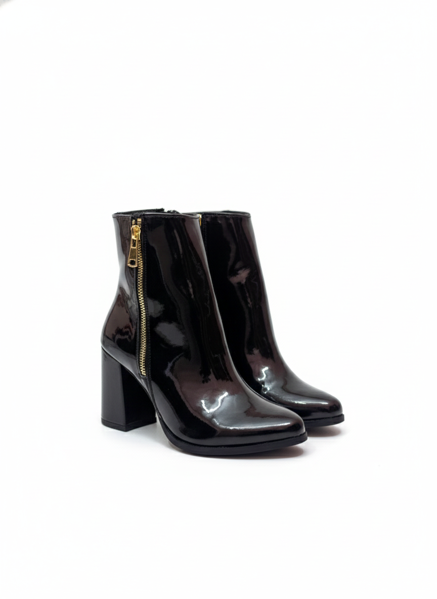 L410 Botín Charol Negro 9 cm